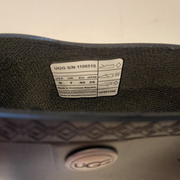 UGG Sienna Rain Boots Black - Picture 4 of 8